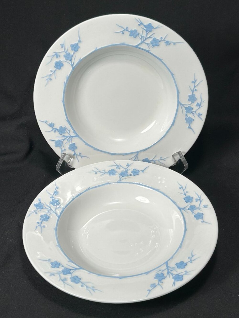 Spode UK Blance de china rimmed soup bowl x 2